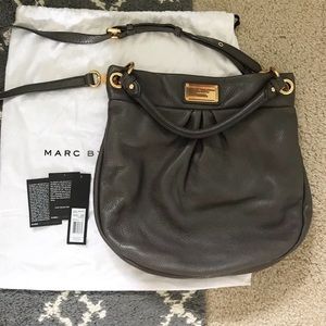 Marc Jacobs Q Hillier Hobo in Faded Aluminum